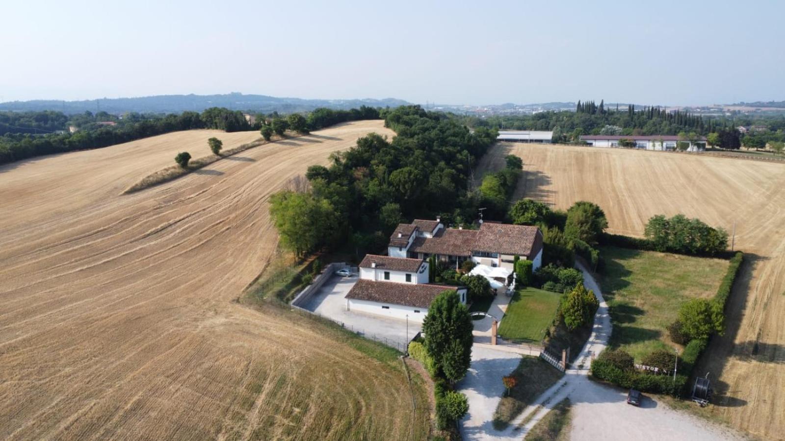 B&B Corte Delle Rose Castiglione Delle Stiviere Bagian luar foto