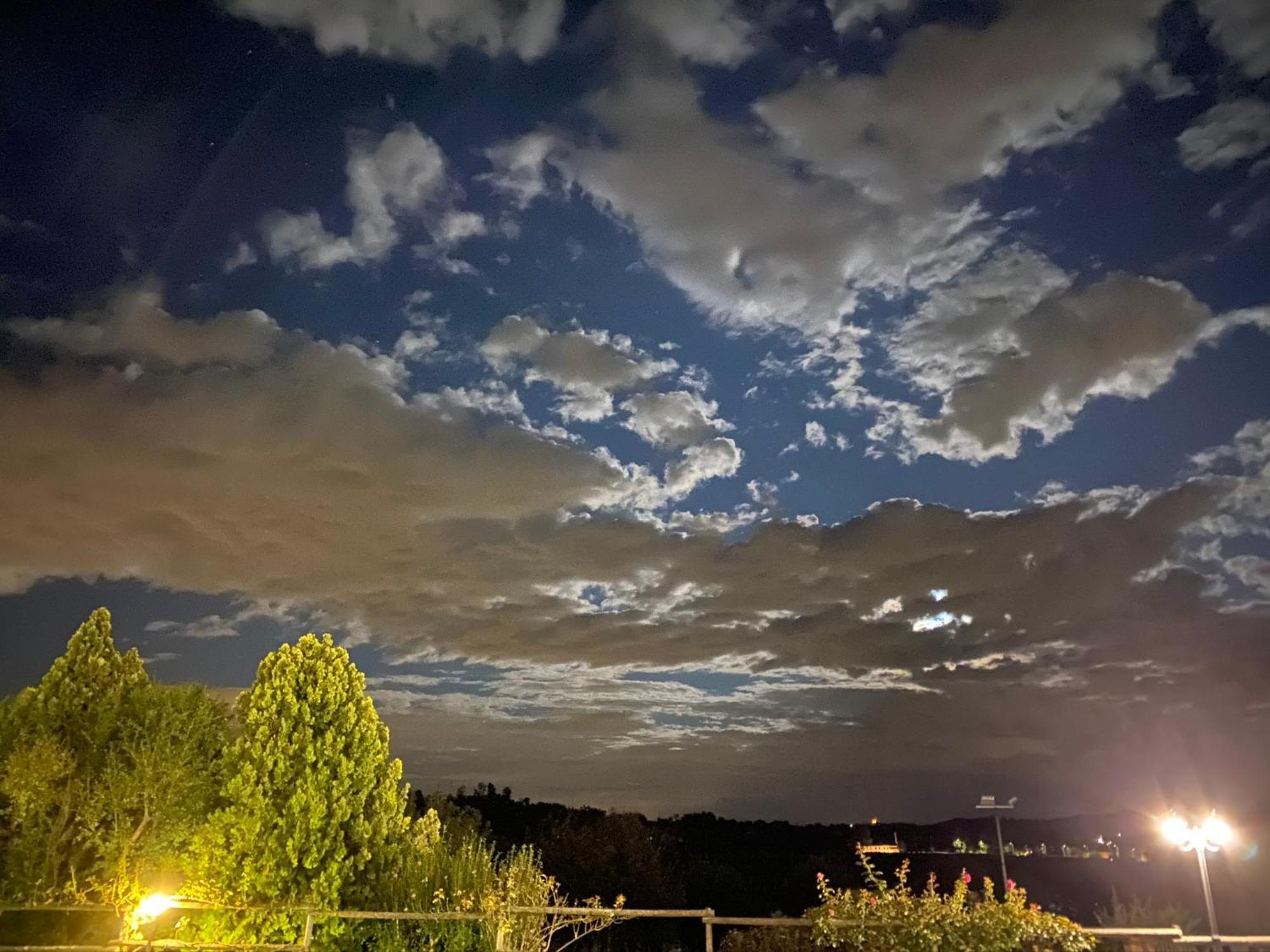 B&B Corte Delle Rose Castiglione Delle Stiviere Bagian luar foto
