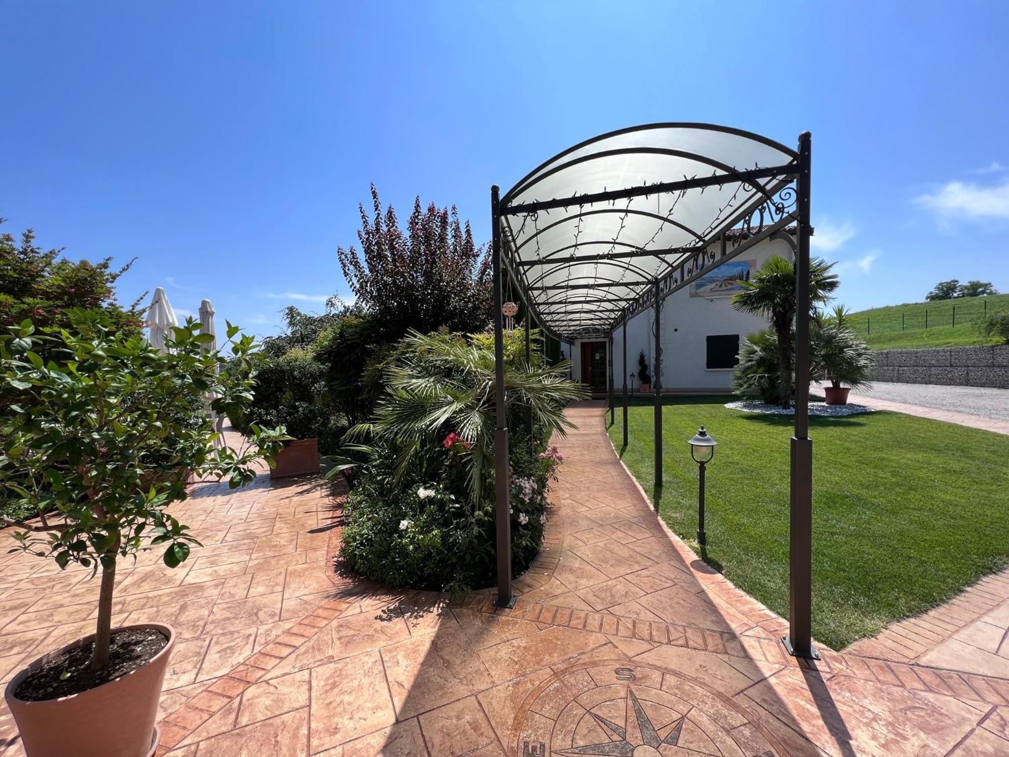 B&B Corte Delle Rose Castiglione Delle Stiviere Bagian luar foto
