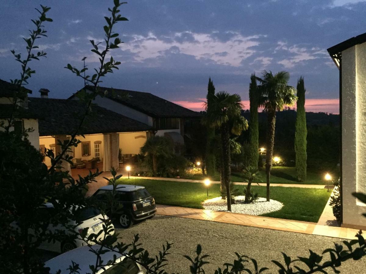 B&B Corte Delle Rose Castiglione Delle Stiviere Bagian luar foto